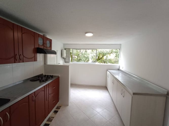 Apartamento de 4 alcobas en arriendo en Belén, Medellín, 77 m² · foto 14 de 16