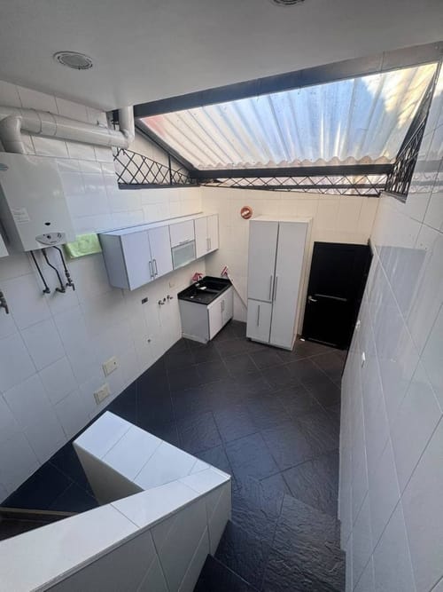 Casa de 3 alcobas en arriendo en Santa Barbara, Bogotá, 220 m² · foto 5 de 24