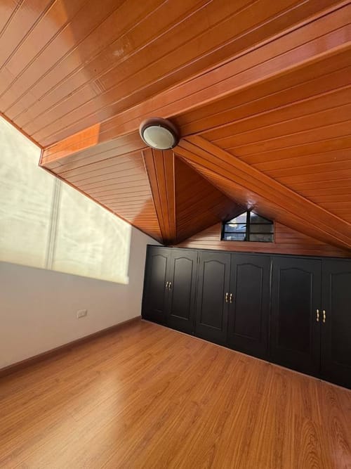 Casa de 3 alcobas en arriendo en Santa Barbara, Bogotá, 220 m² · foto 18 de 24