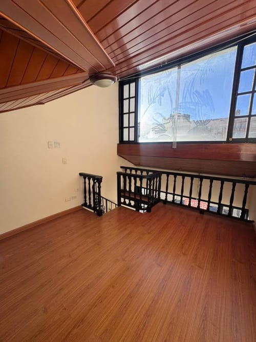 Casa de 3 alcobas en arriendo en Santa Barbara, Bogotá, 220 m² · foto 19 de 24
