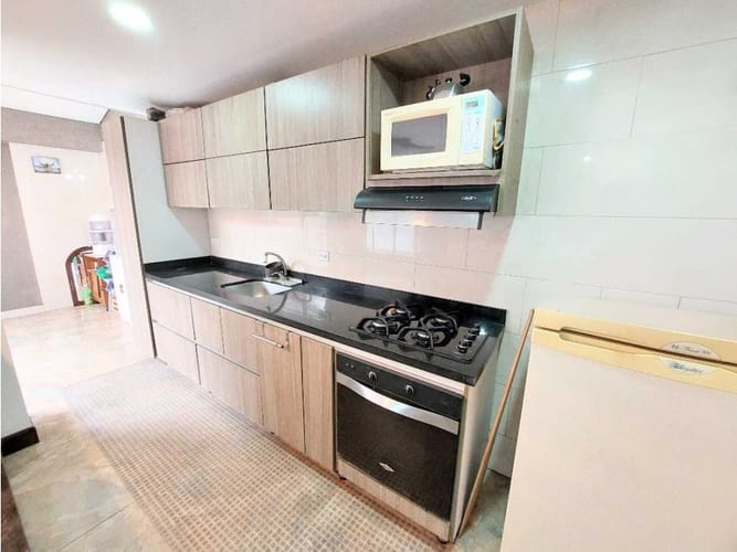Casa de 3 alcobas en venta en Cota, 186 m² · foto 8 de 24