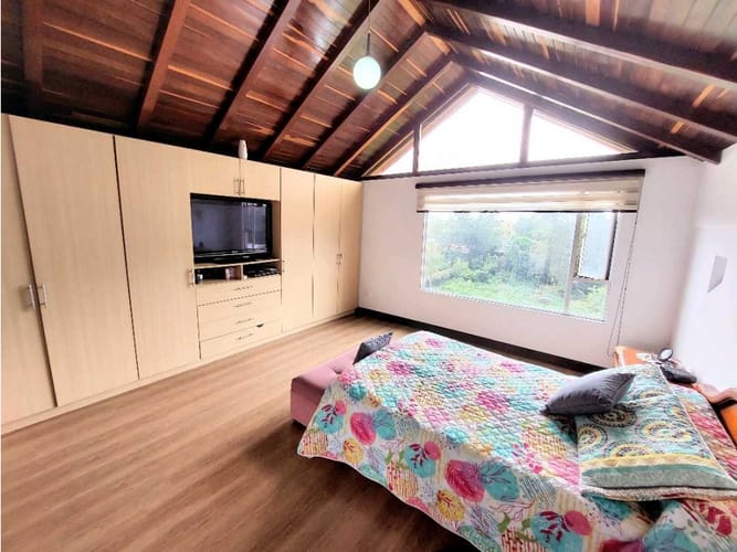 Casa de 3 alcobas en venta en Cota, 186 m² · foto 13 de 24