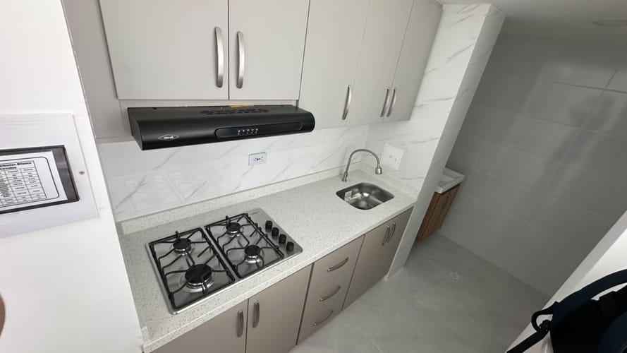 Apartamento de 2 alcobas en arriendo en Quebrada La Iglesia Ii, Bucaramanga, 52 m² · foto 3 de 13