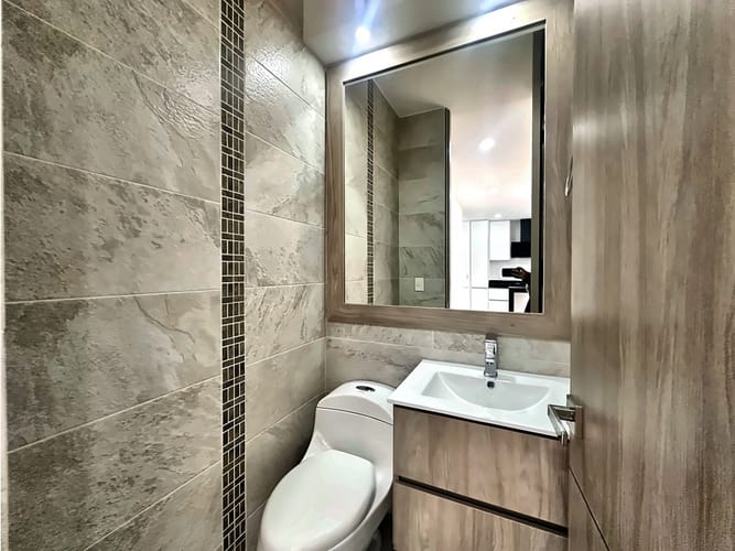 Apartamento de 1 alcoba en venta en Santa Barbara, Bogotá, 51 m² · foto 3 de 19