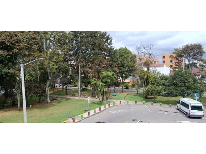 Apartamento de 2 alcobas en arriendo en La Calleja, Bogotá, 113 m² · foto 3 de 12