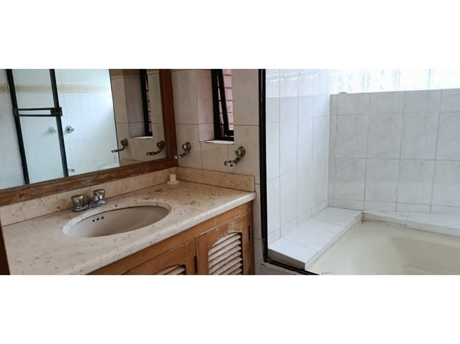 Apartamento de 2 alcobas en arriendo en La Calleja, Bogotá, 113 m² · foto 8 de 12