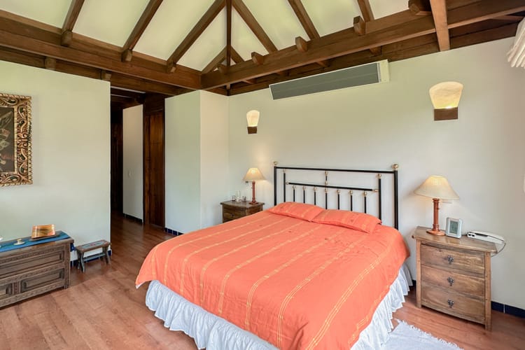 Casa de 4 alcobas en venta en Aposentos Parte Alta, Sopó, 300 m² · foto 14 de 24