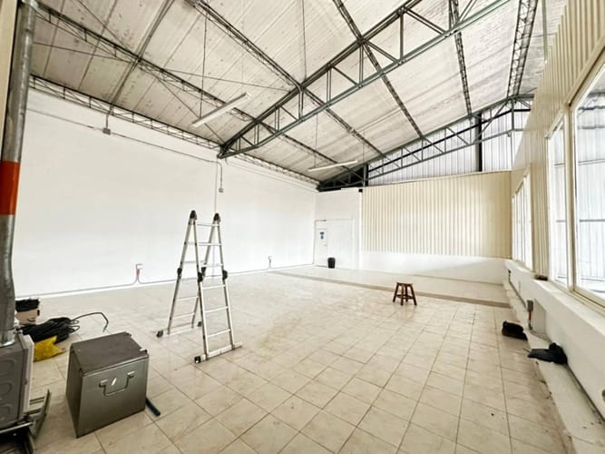 Bodega en arriendo en El Poblado, Medellín, 1200 m² · foto 10 de 19