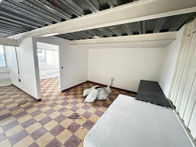 Bodega en arriendo en El Poblado, Medellín, 1200 m² · foto 13 de 19