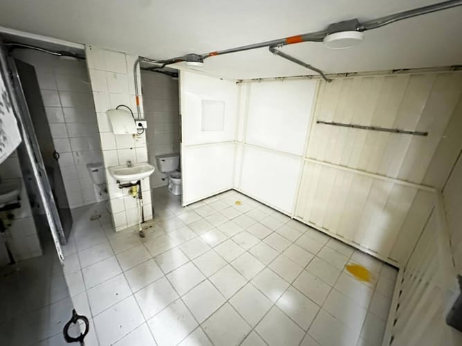 Bodega en arriendo en El Poblado, Medellín, 1200 m² · foto 15 de 19