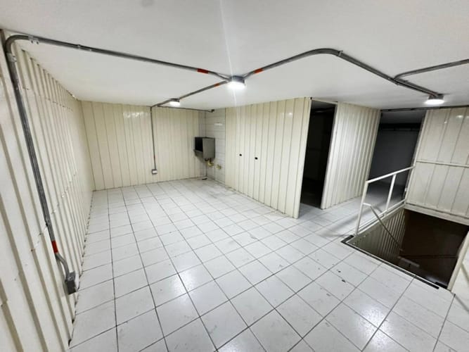 Bodega en arriendo en El Poblado, Medellín, 1200 m² · foto 16 de 19