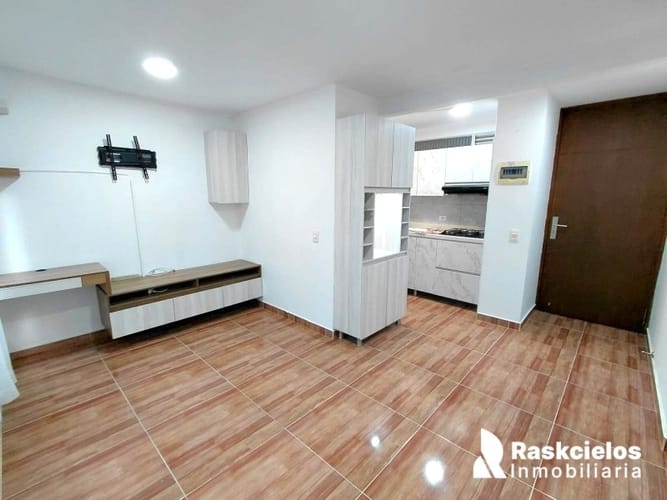 Apartamento de 3 alcobas en arriendo en Calasanz, Medellín, 55 m² · foto 2 de 12