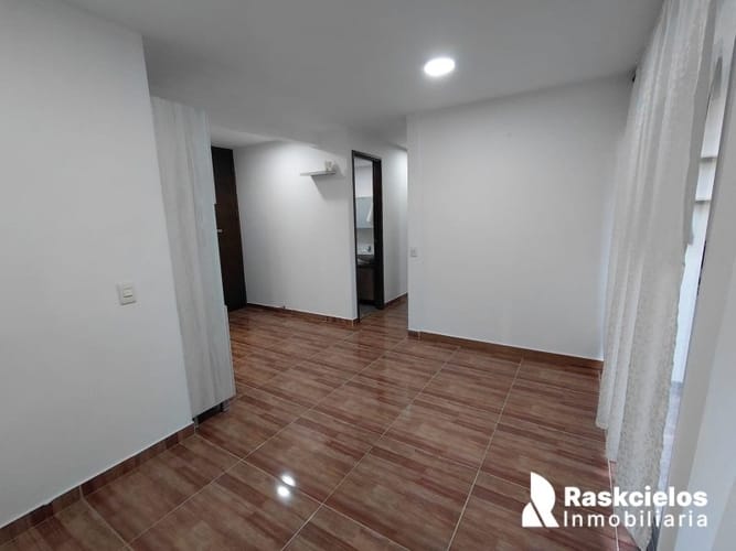 Apartamento de 3 alcobas en arriendo en Calasanz, Medellín, 55 m² · foto 5 de 12