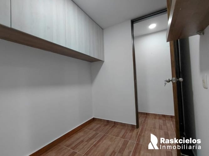 Apartamento de 3 alcobas en arriendo en Calasanz, Medellín, 55 m² · foto 7 de 12