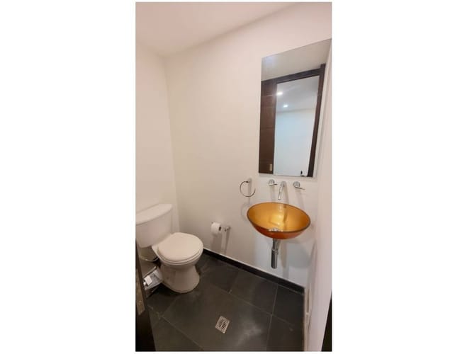 Apartamento de 2 alcobas en arriendo en La Carolina, Bogotá, 91 m² · foto 15 de 20