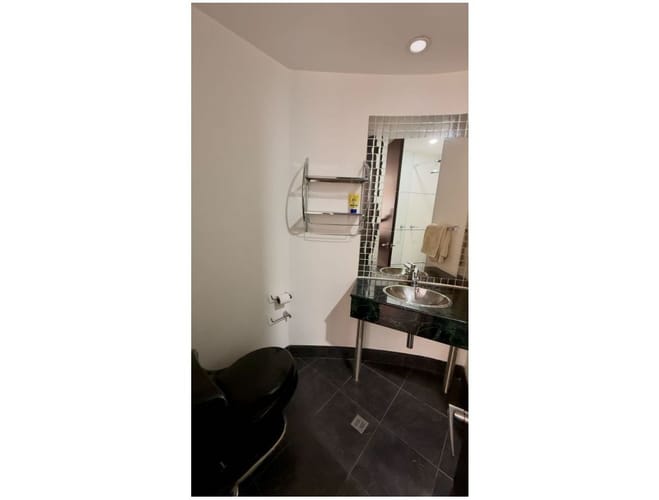 Apartamento de 2 alcobas en arriendo en La Carolina, Bogotá, 91 m² · foto 12 de 20