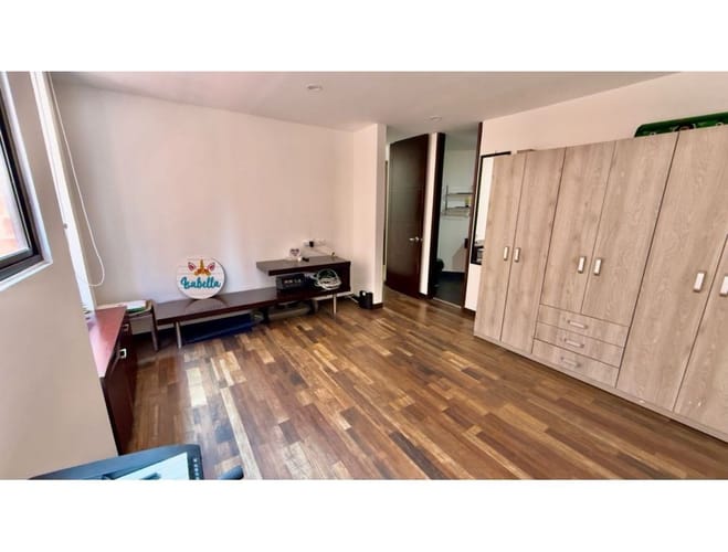 Apartamento de 2 alcobas en arriendo en La Carolina, Bogotá, 91 m² · foto 14 de 20