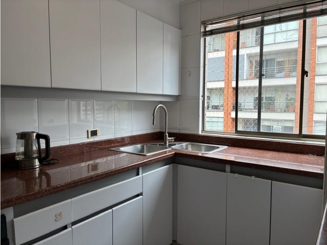 Apartamento de 3 alcobas en venta en Chicó Reservado, Bogotá, 187 m² · foto 7 de 23