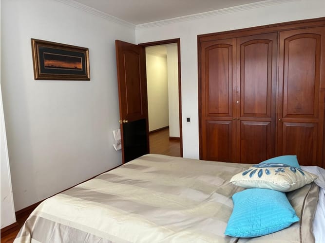 Apartamento de 3 alcobas en venta en Chicó Reservado, Bogotá, 187 m² · foto 20 de 23