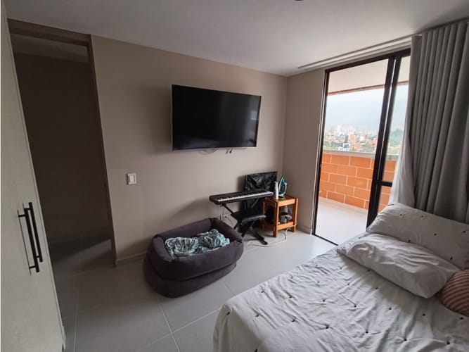 Apartamento de 3 alcobas en venta en Belén Rosales, Medellín, 140 m² · foto 12 de 20