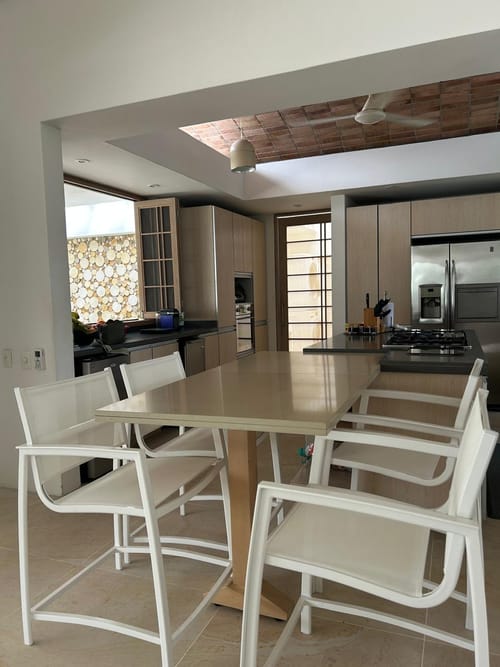 Casa de 5 alcobas en venta en Ricaurte · foto 2 de 15