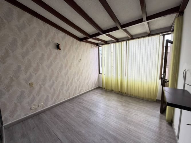Apartamento de 2 alcobas en arriendo en Sector Galeria Central, Pereira, 90 m² · foto 2 de 13