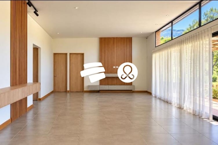 Casa de 3 alcobas en venta en San Miguel, La Ceja, 202 m² · foto 3 de 24