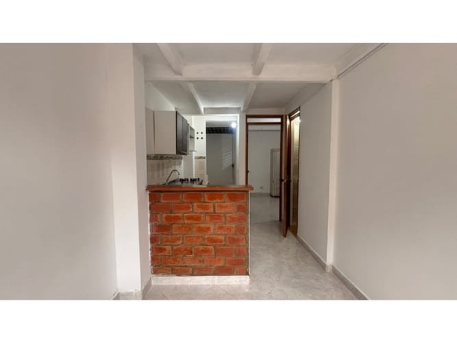 Apartaestudio en arriendo en Cabecera San Antonio De Prado, Medellín, 35 m² · foto 2 de 8
