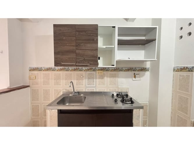 Apartaestudio en arriendo en Cabecera San Antonio De Prado, Medellín, 35 m² · foto 6 de 8