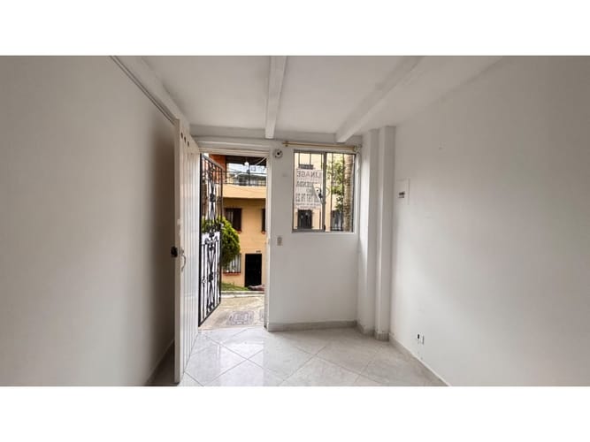 Apartaestudio en arriendo en Cabecera San Antonio De Prado, Medellín, 35 m² · foto 8 de 8