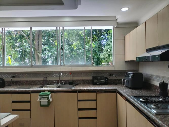 Apartamento de 3 alcobas en venta en El Poblado, Medellín, 172 m² · foto 5 de 16