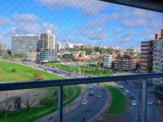Foto 2 de 30