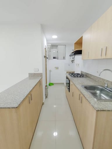 Apartamento de 3 alcobas en arriendo en Parque Residencial La Sabana, Sabaneta, 76 m² · foto 2 de 17