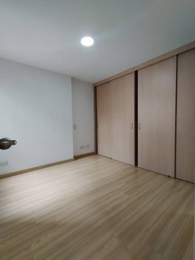 Apartamento de 3 alcobas en arriendo en Parque Residencial La Sabana, Sabaneta, 76 m² · foto 9 de 17
