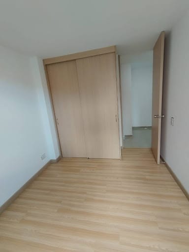 Apartamento de 3 alcobas en arriendo en Parque Residencial La Sabana, Sabaneta, 76 m² · foto 13 de 17