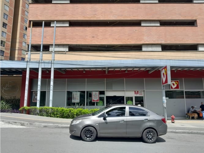 Local en venta en La Navarra, Bello, 457 m² · foto 4 de 9