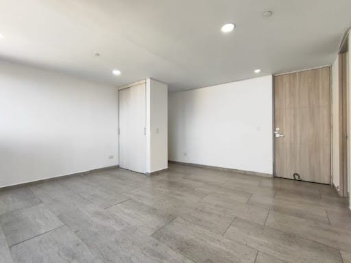 Apartamento de 2 alcobas en arriendo en Las Casitas, Envigado, 90 m² · foto 8 de 16