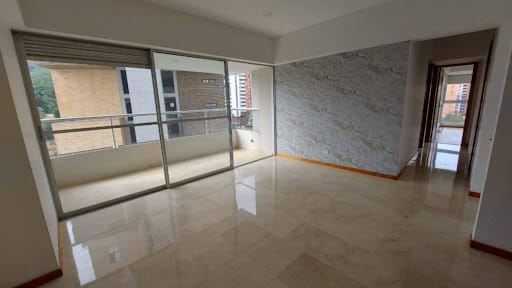 Apartamento de 3 alcobas en arriendo en El Carmelo Ii, Sabaneta, 84 m² · foto 4 de 13