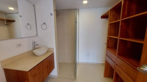 Apartamento de 3 alcobas en arriendo en El Carmelo Ii, Sabaneta, 84 m² · foto 5 de 13