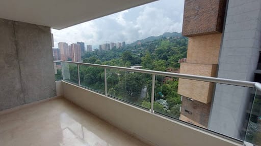 Apartamento de 3 alcobas en arriendo en El Carmelo Ii, Sabaneta, 84 m² · foto 13 de 13