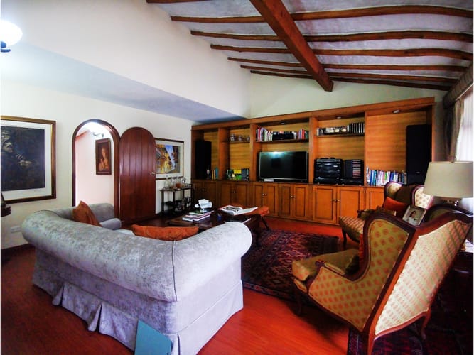 Casa de 3 alcobas en venta en Altos De Suba, Bogotá, 345 m² · foto 6 de 19