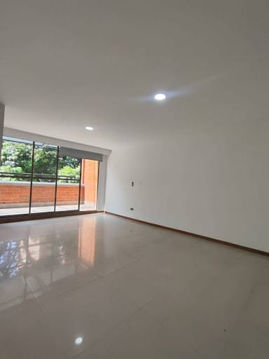 Apartamento de 3 alcobas en arriendo en Aves Maria, Sabaneta, 127 m² · foto 13 de 20