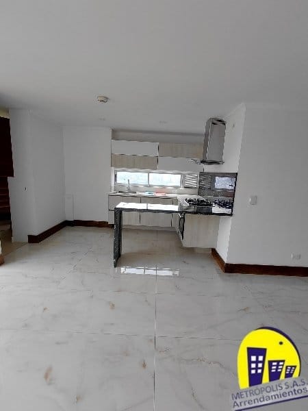 Apartamento de 3 alcobas en arriendo en Aves Maria, Sabaneta, 100 m² · foto 2 de 23