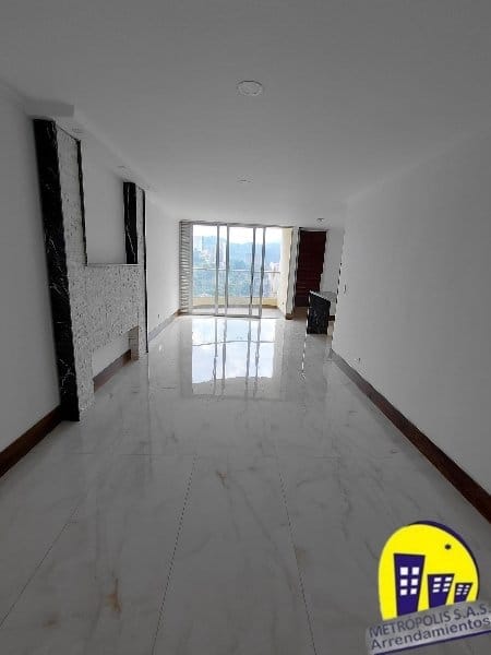 Apartamento de 3 alcobas en arriendo en Aves Maria, Sabaneta, 100 m² · foto 3 de 23