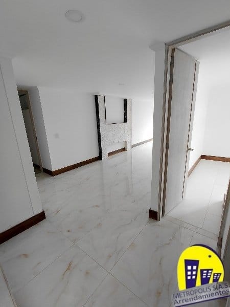 Apartamento de 3 alcobas en arriendo en Aves Maria, Sabaneta, 100 m² · foto 5 de 23