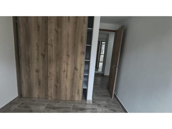 Apartamento de 3 alcobas en arriendo en Castropol, Medellín, 90 m² · foto 12 de 14