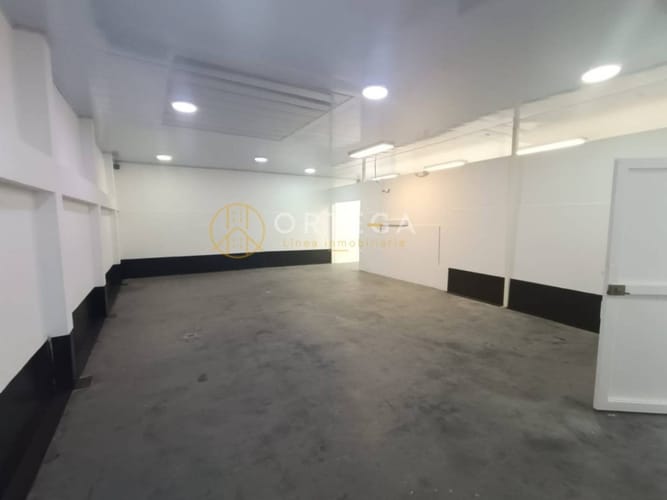 Bodega en venta en Gaitan, Bucaramanga, 365 m² · foto 2 de 13