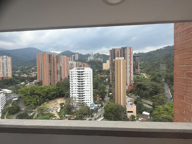 Apartamento de 2 alcobas en venta en Prados De Sabaneta, Sabaneta, 55 m² · foto 23 de 24