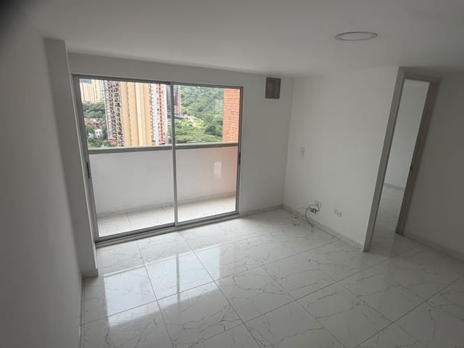 Apartamento de 2 alcobas en venta en Prados De Sabaneta, Sabaneta, 55 m² · foto 22 de 24