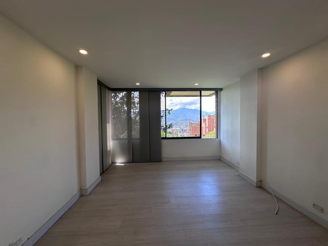 Apartamento de 1 alcoba en arriendo en El Poblado, Medellín, 63 m² · foto 6 de 14